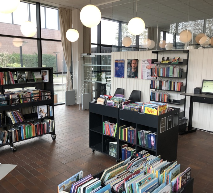 Billedet viser mikrobiblioteket set indenfra
